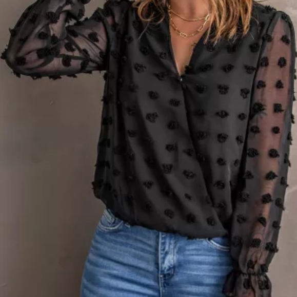 🔥New Deep V swiss dot top - Picture 13 of 14